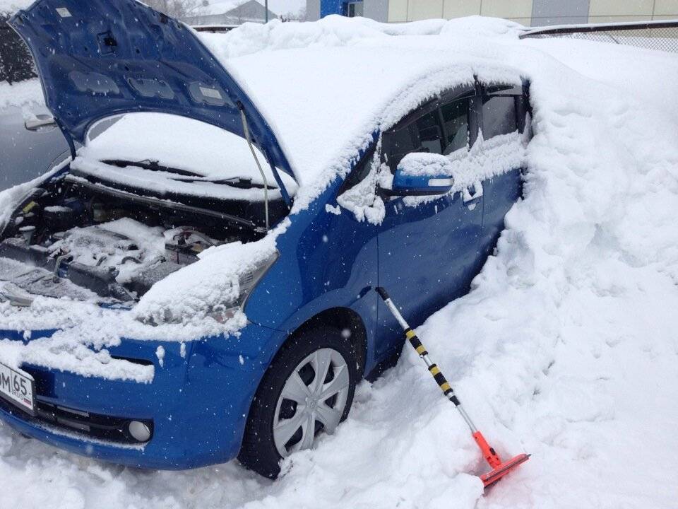 Прогрев двигателя автомобиля зимой: нужен или нет?