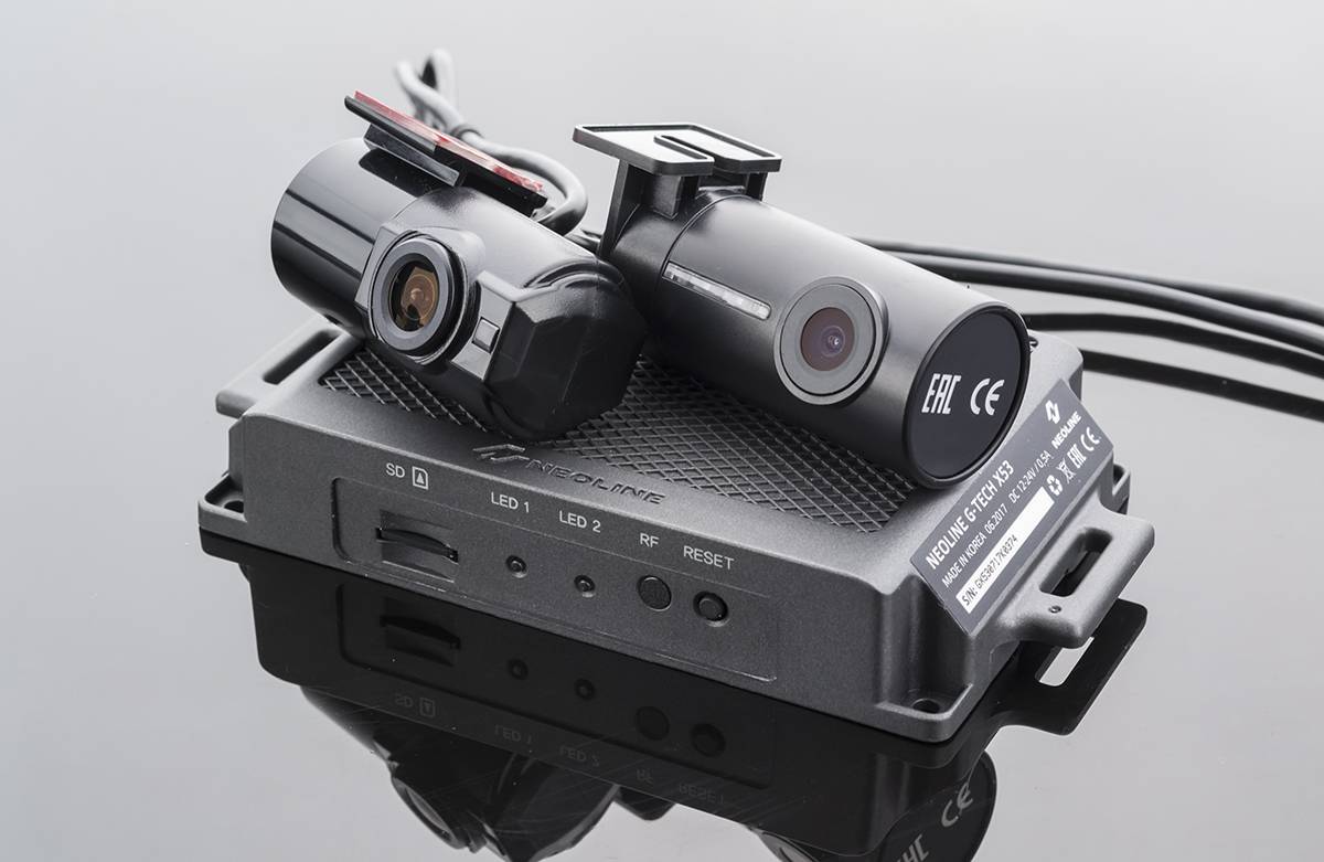 Видеорегистраторы с двумя камерами. какой выбрать ?