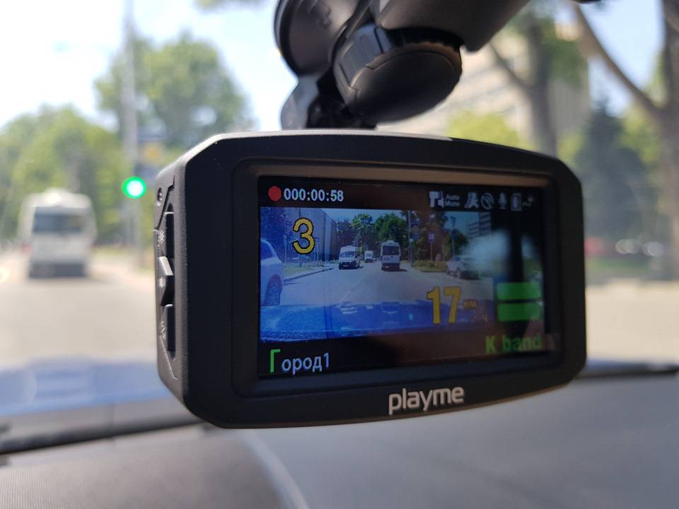 Обзор автомобильного гибридного видеорегистратора playme mark — wylsacom