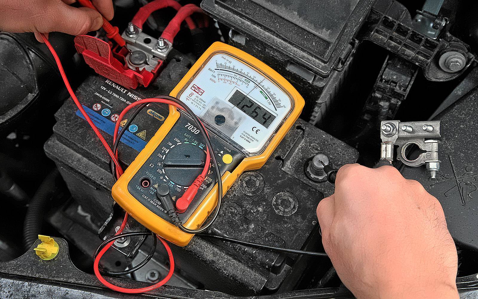 Напряжение аккумулятора автомобиля: таблица параметров заряженного и разряженного акб | ????⚡автомобильные аккумуляторы