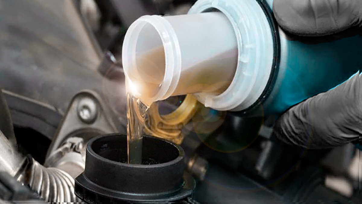 Моторное масло: можно ли смешивать масла?