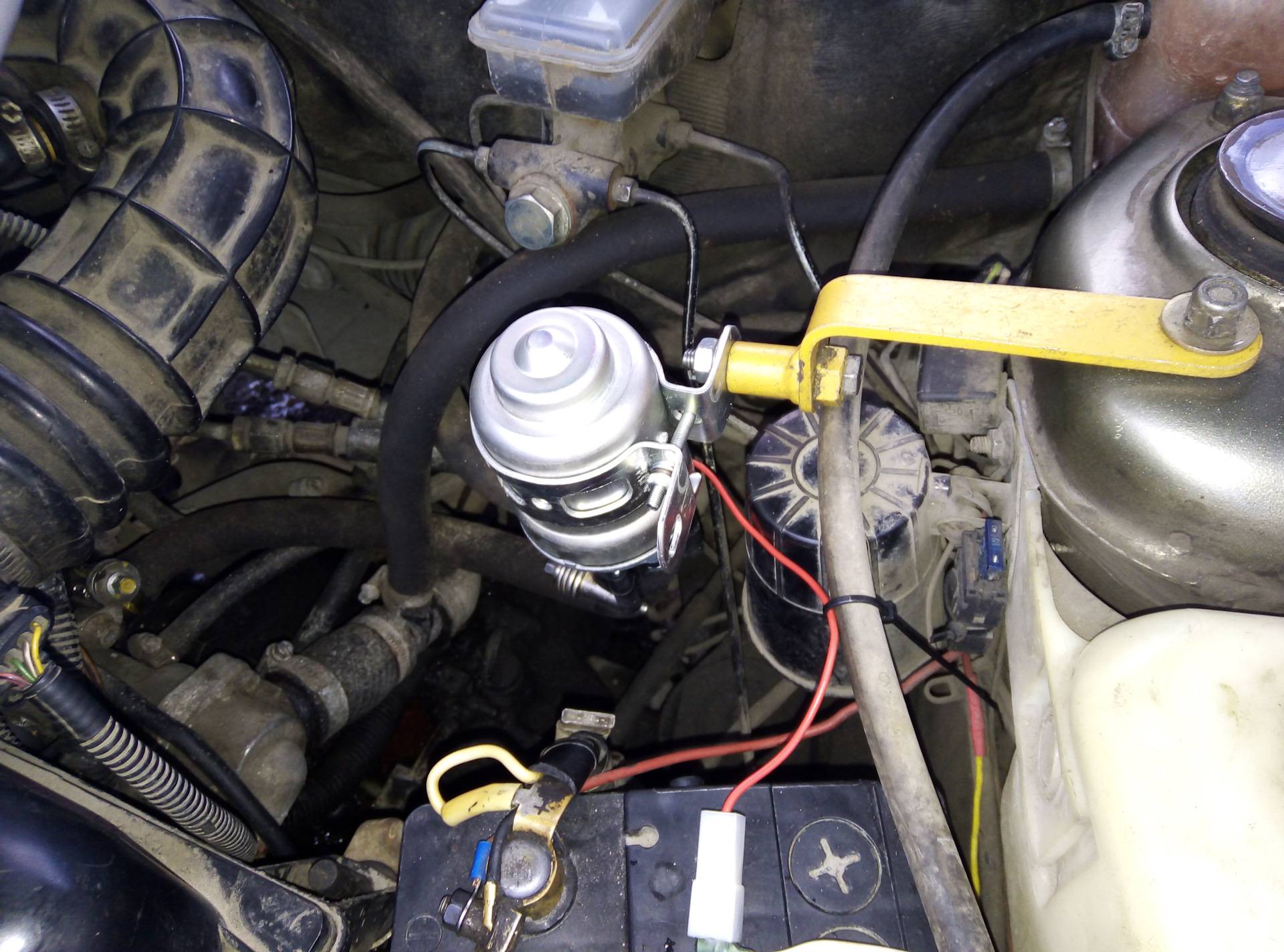 Дополнительный насос в системе отопления автомобиля