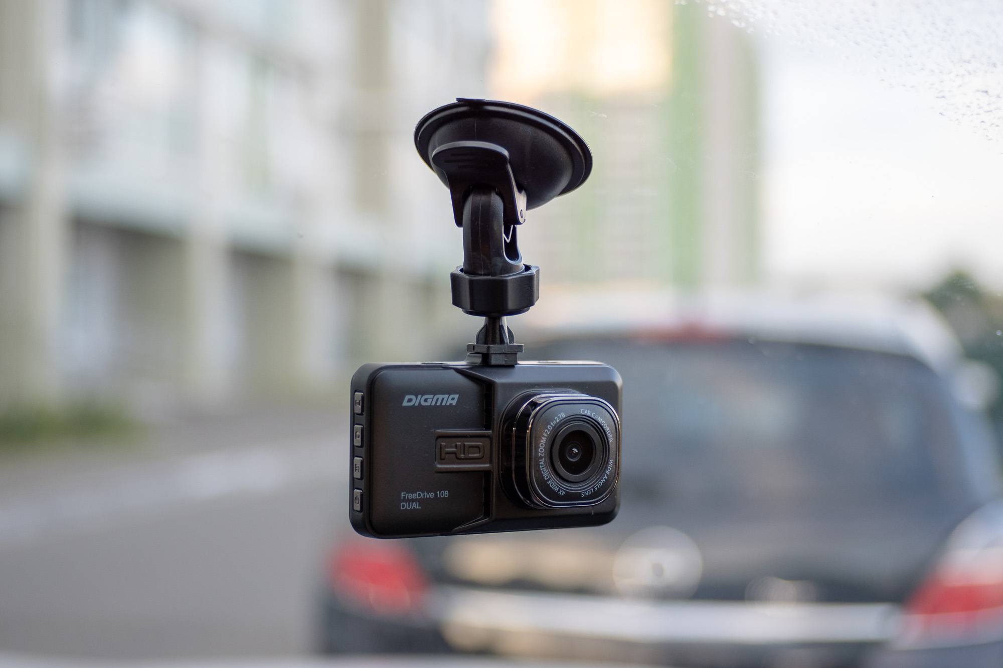 Рейтинг лучших видеорегистраторов для автомобиля: какой видеорегистратор выбрать в 2021 году