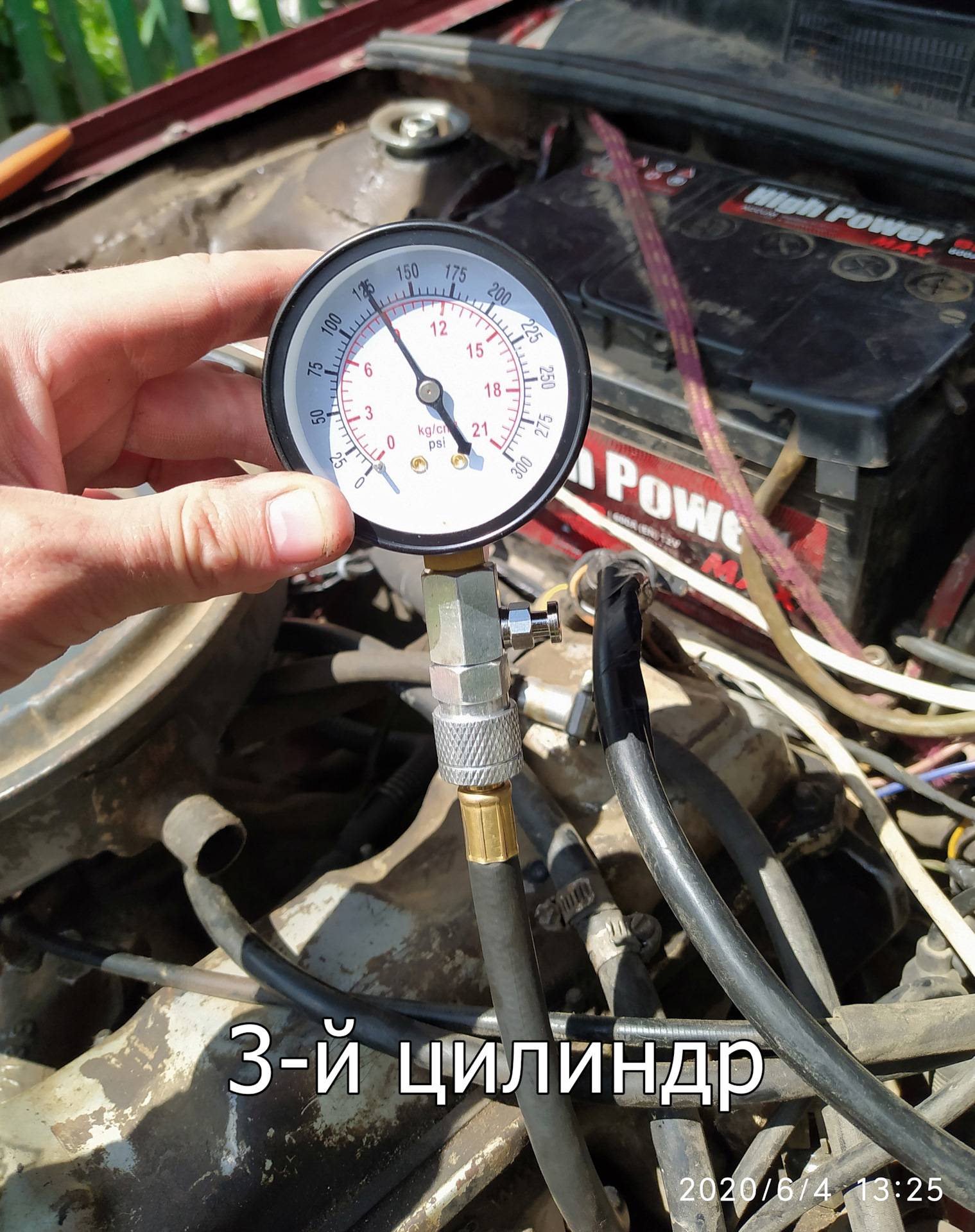 Как измерить компрессию в двигателе без компрессометра » motortut.ru