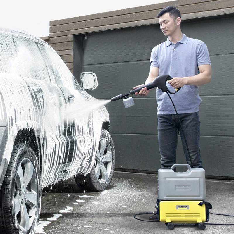 Можно ли мыть двигатель автомобиля керхером