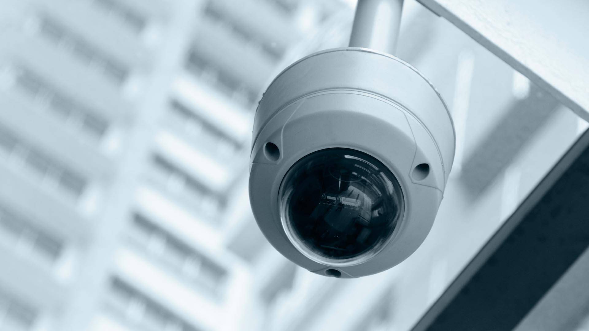 Готовые комплекты видеонаблюдения для частного дома: виды, обзор производителей