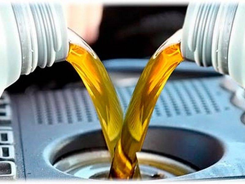 Можно ли смешивать моторные масла разных производителей одинаковой вязкости