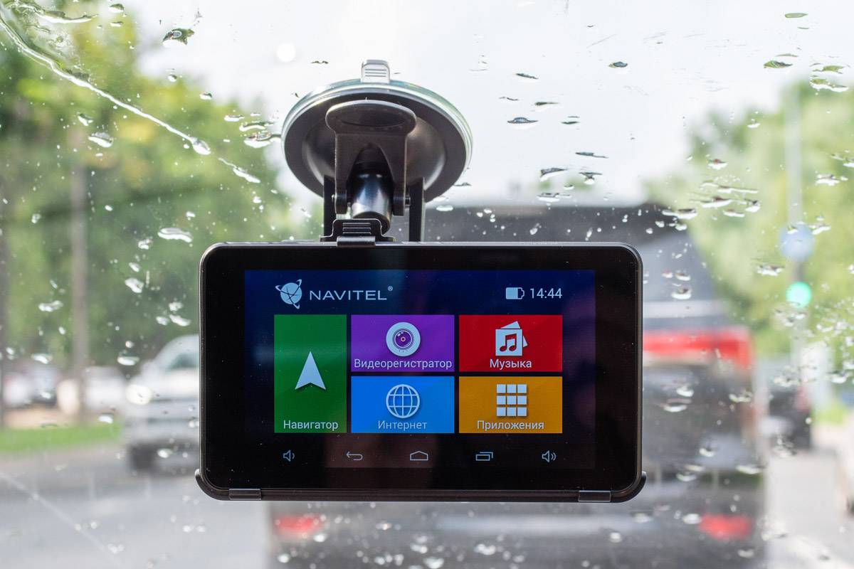 Обзор navitel re900 full hd: навигатор, видеорегистратор и немного смартфон | gadgetpark