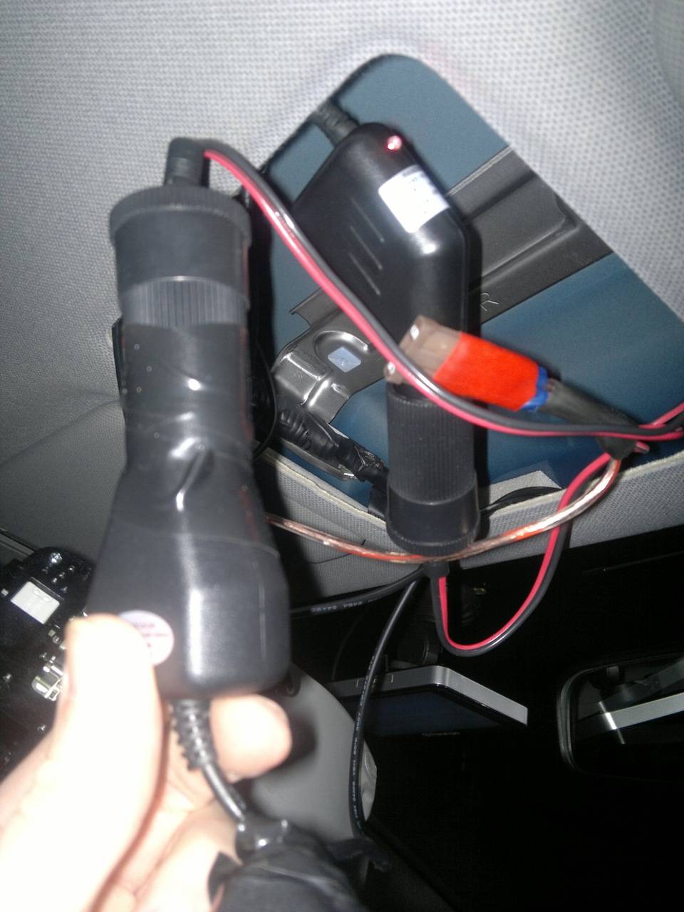 Как подключить видеорегистратор в машине без использования прикуривателя и проводов
