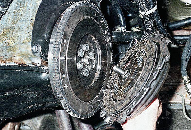 Как поменять сцепление: как ставить диск сцепления